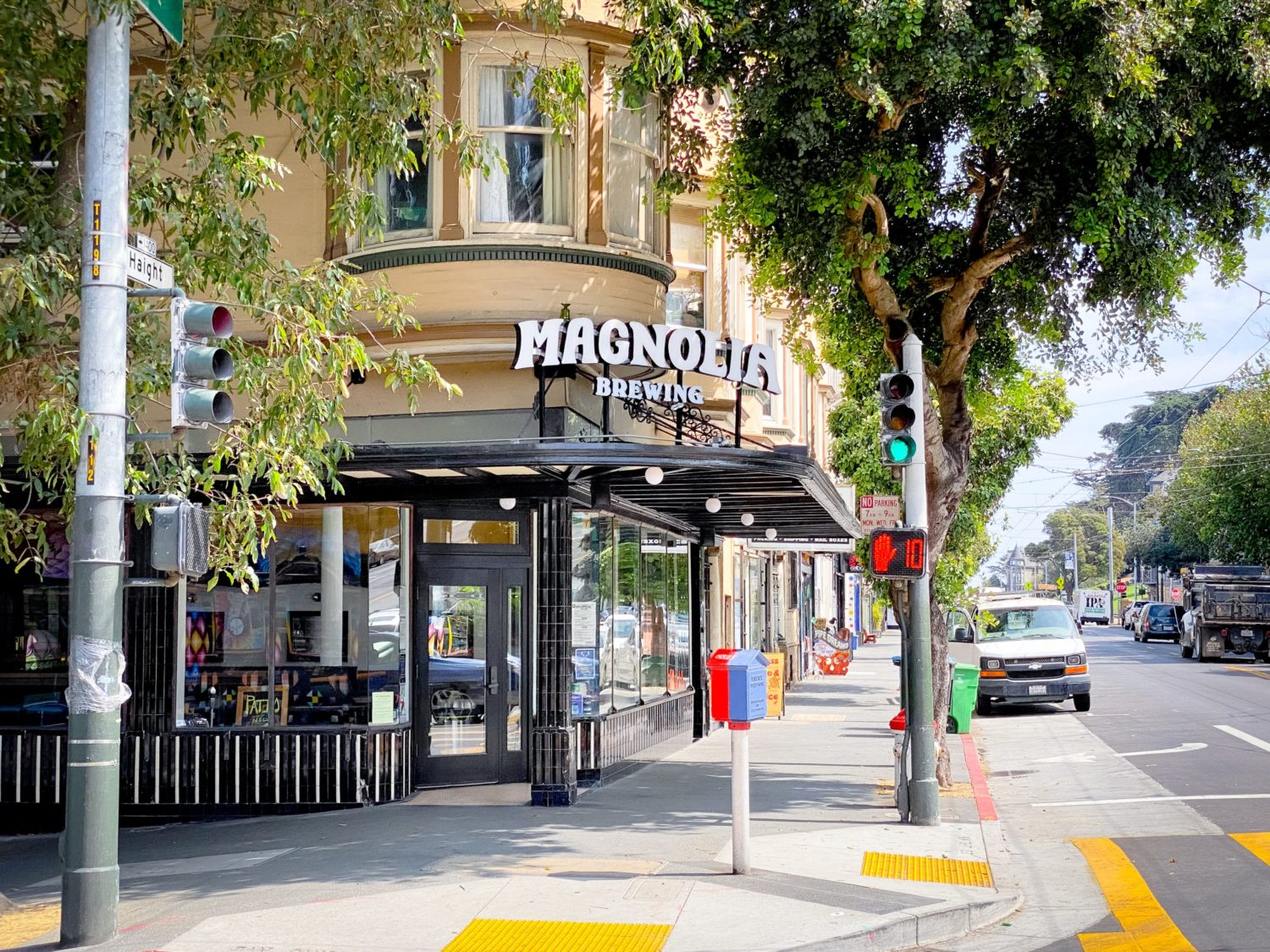 Magnolia SF - Haight photo